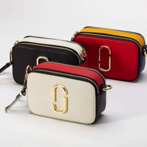 Färgkollisionssömning Designkamera Box Bag
