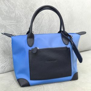 Nylonväska läderhandtag